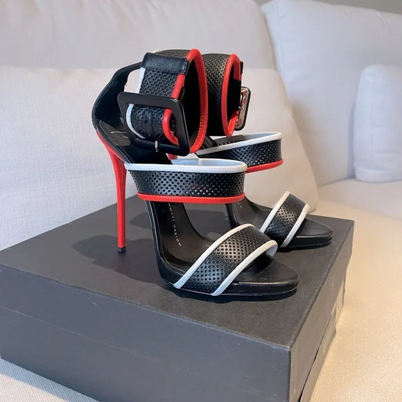 Giuseppe Zanotti heels - Picture 2 of 10